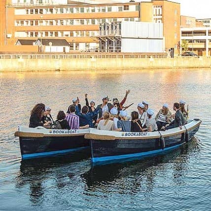 Boat & bike trip in Malmö
